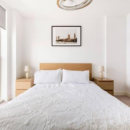 Stylish & Comfortable Top-Floor Flat In Harrow Λονδίνο Εξωτερικό φωτογραφία
