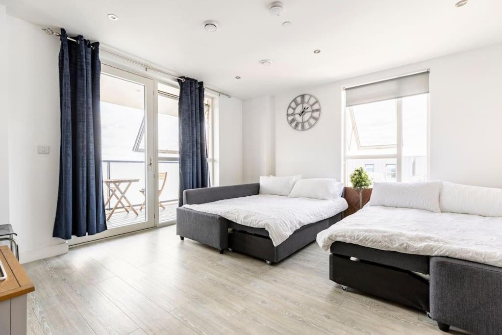 Stylish & Comfortable Top-Floor Flat In Harrow Λονδίνο Εξωτερικό φωτογραφία
