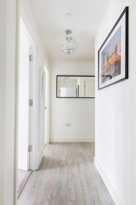 Stylish & Comfortable Top-Floor Flat In Harrow Λονδίνο Εξωτερικό φωτογραφία