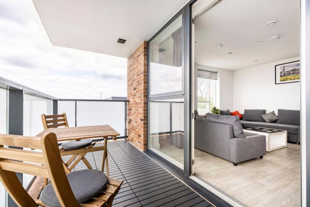 Stylish & Comfortable Top-Floor Flat In Harrow Λονδίνο Εξωτερικό φωτογραφία