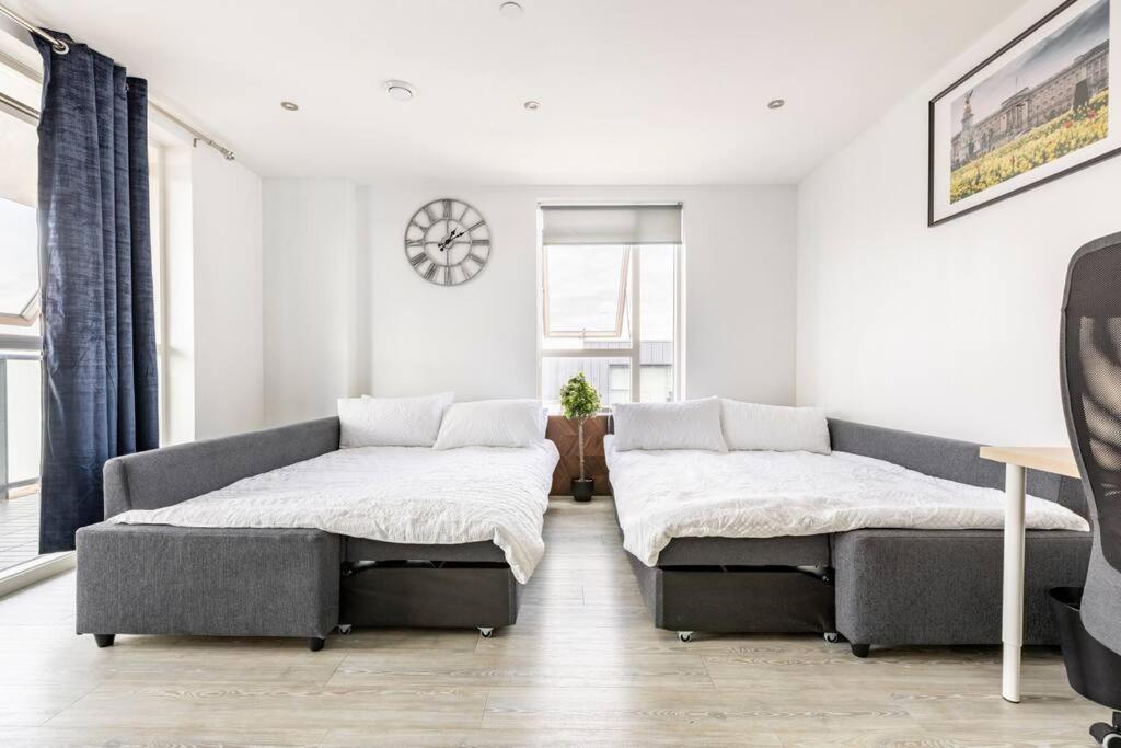 Stylish & Comfortable Top-Floor Flat In Harrow Λονδίνο Εξωτερικό φωτογραφία